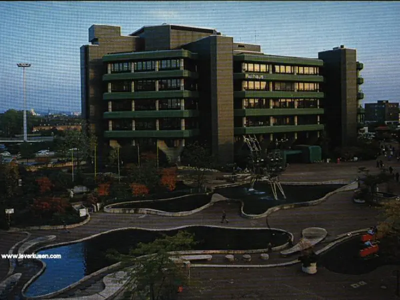 Rathaus mit Aquamobil