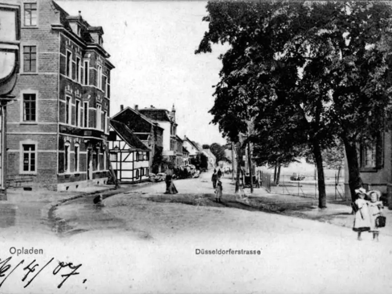 Düsseldorfer Str.