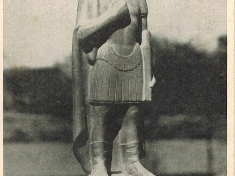 St. Stephanus, Statue