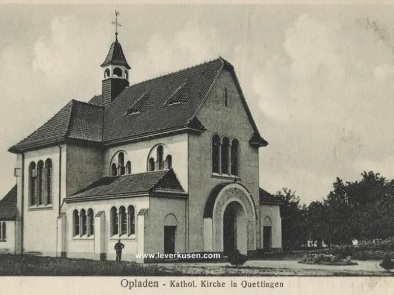 Sankt Maria - Rosenkranzkönigin