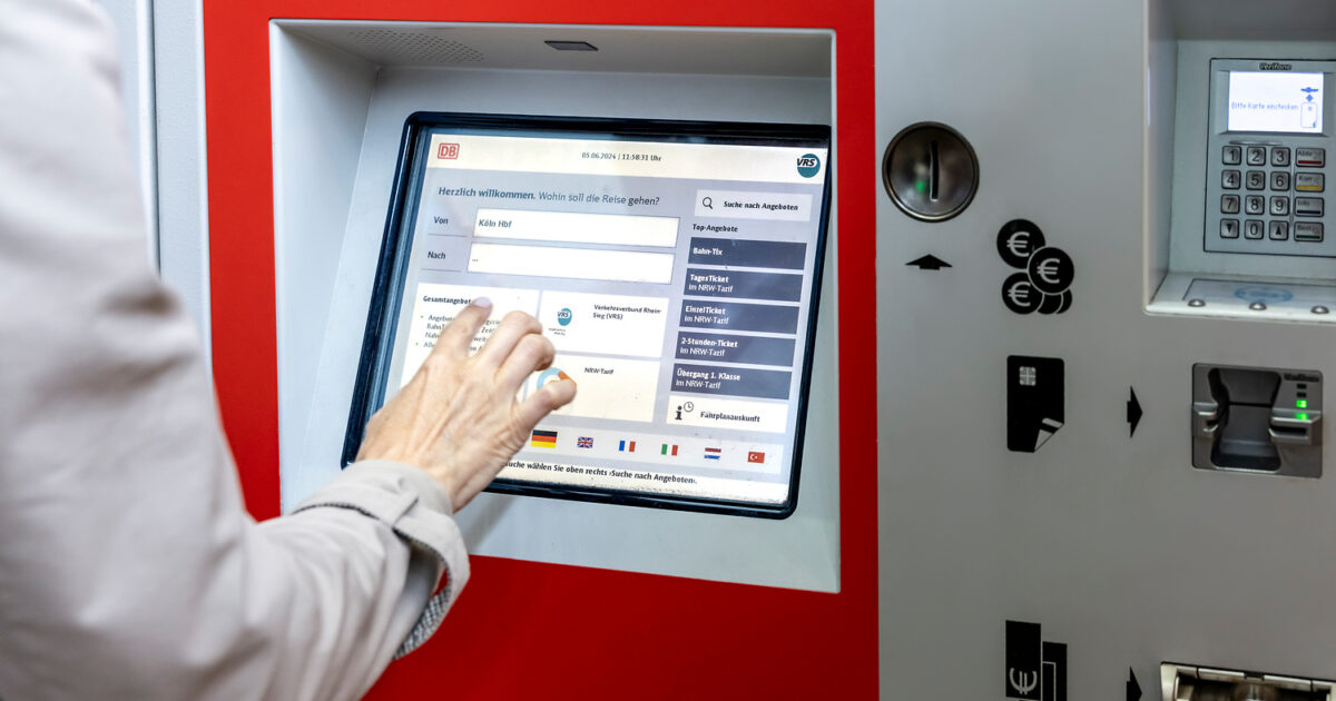 Symbolbild Fahrkartenautomat