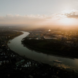 Badeverbot: Neue Schilder am Rhein