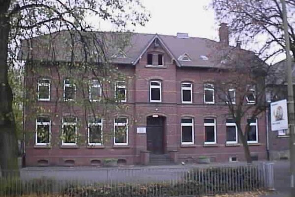 Schule Dhünnberg