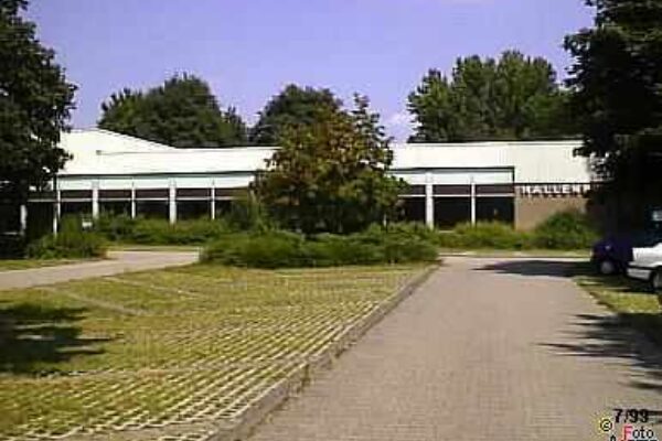 Schwimmbad Bergisch Neukirchen