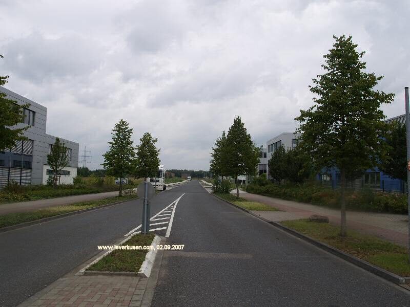 Marie-Curie-Straße