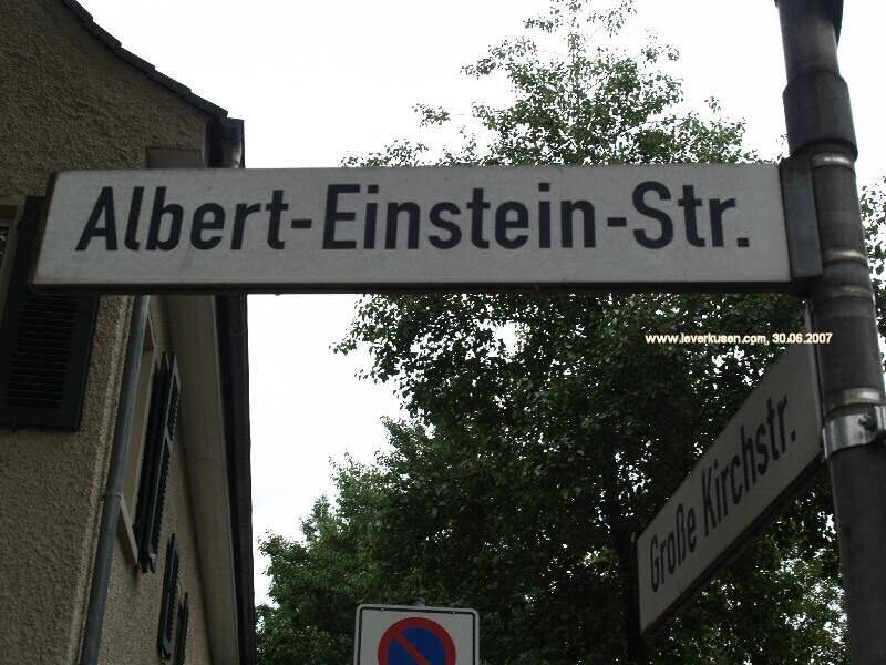 Albert-Einstein-Straße