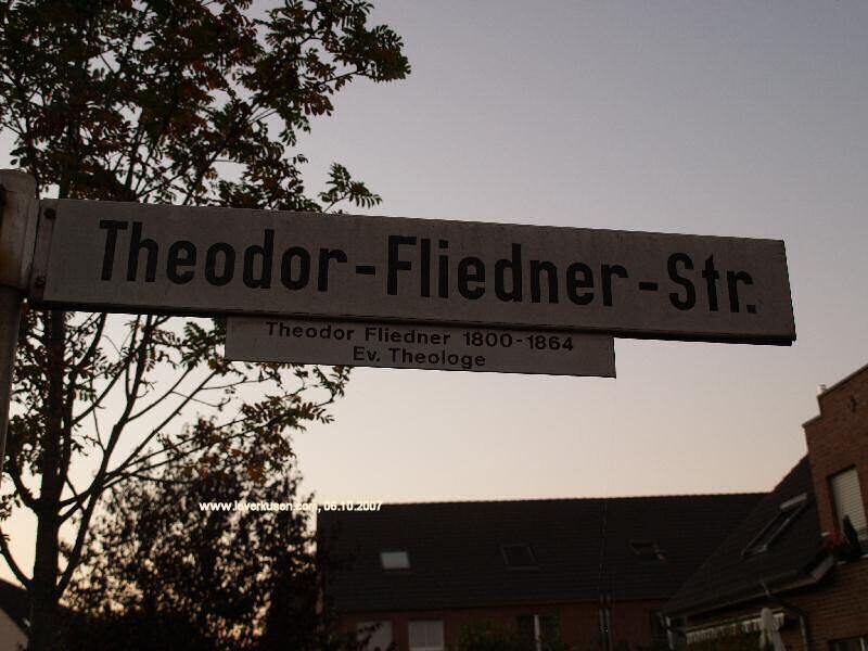 Theodor-Fliedner-Str.