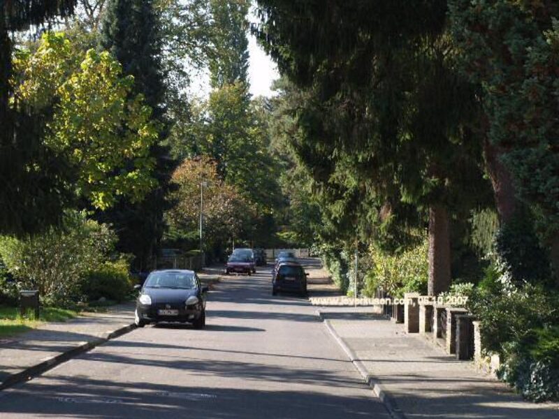 Gluckstr.