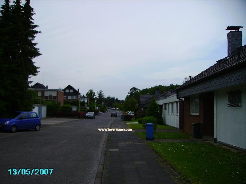 Nicolai-Hartmann-Str.