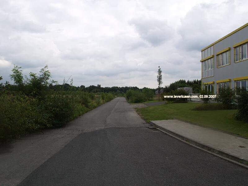 Johannes-Kepler-Str.