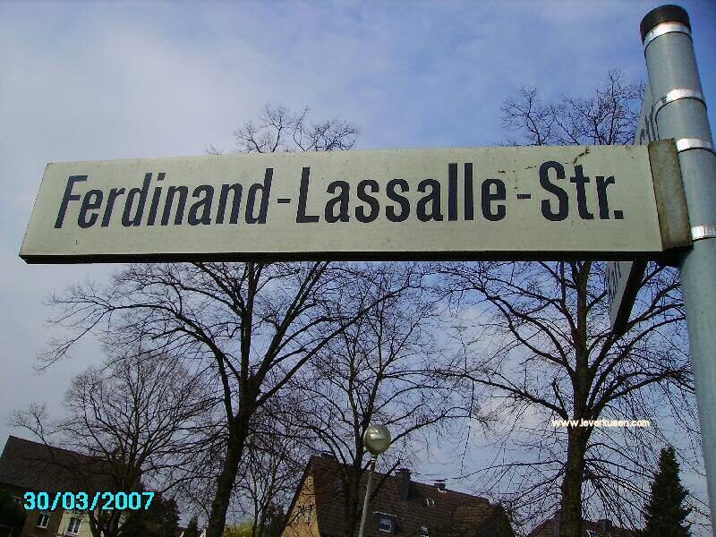 Ferdinand-Lassalle-Str.