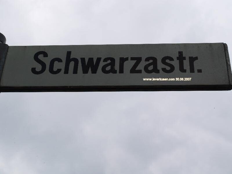 Schwarzastr.