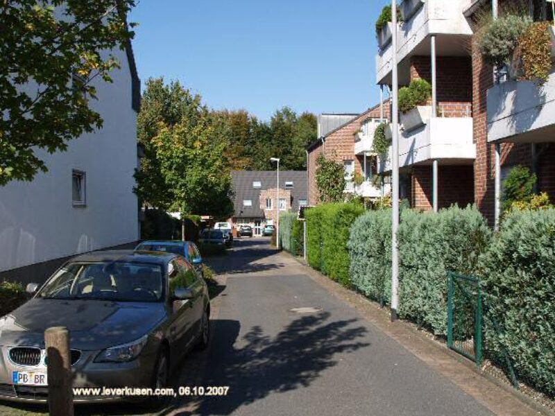 Heinrich-Strerath-Str.