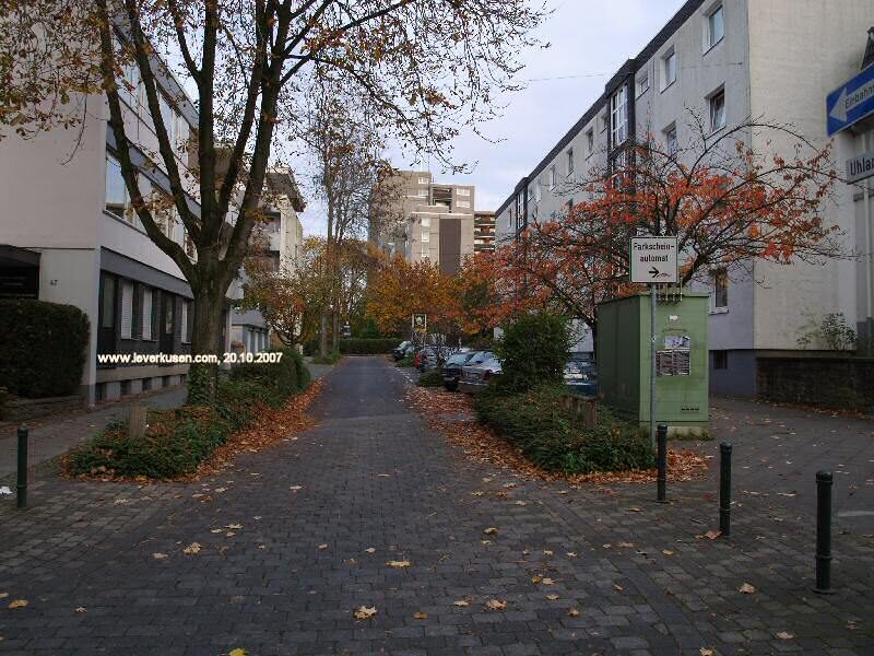 Uhlandstr.